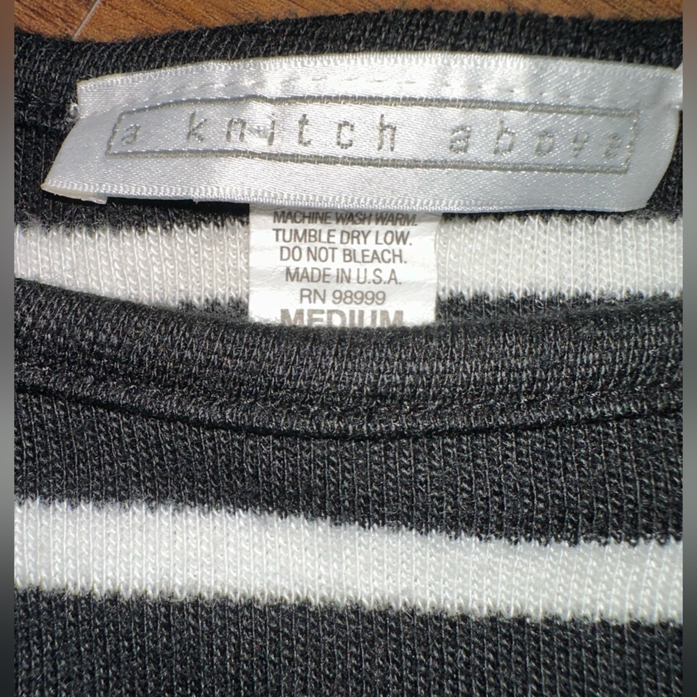 A Knitch Above Striped Dolman Sleeve Top | Medium Black & White Wide Neck - Picture 2 of 5